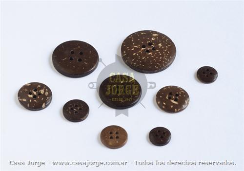 BOTON DE COCO CON 4 AGUJERO ART 8080 MEDIDA 18 MINIMO 720 UNIDADES